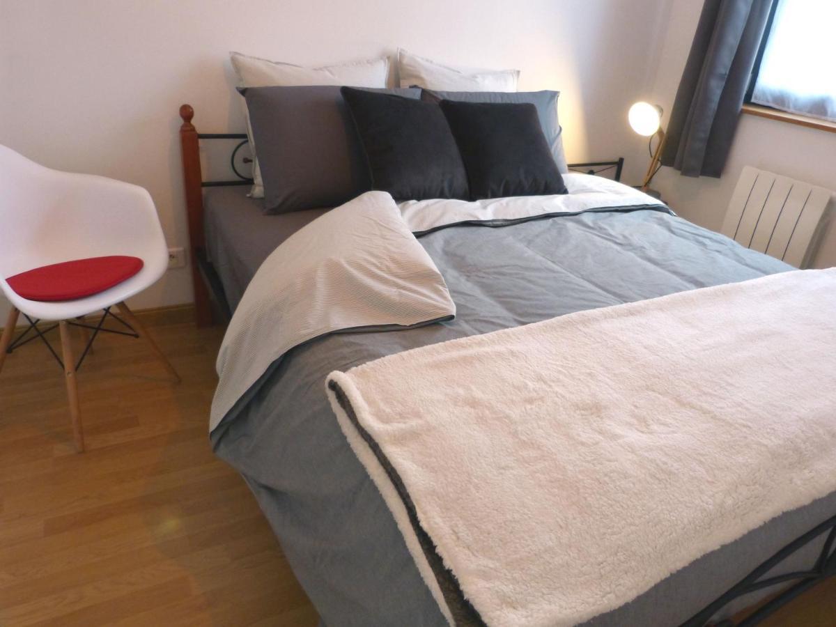 Hallennes-lez-Haubourdin Le 99B Modern Apartment Queen Size Bed Connected Tv מראה חיצוני תמונה