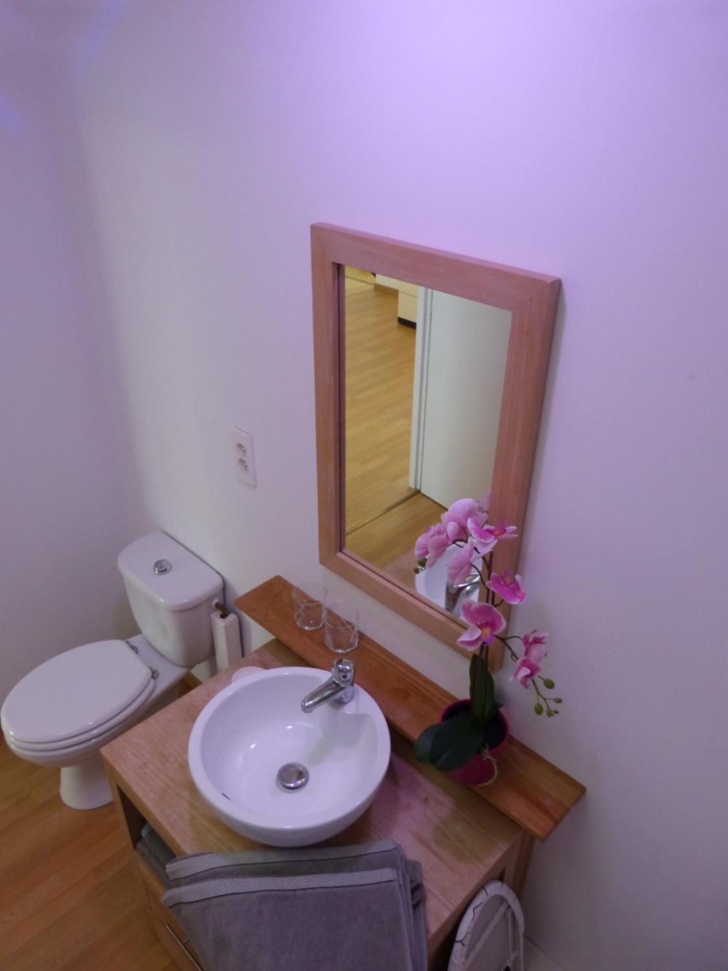 Hallennes-lez-Haubourdin Le 99B Modern Apartment Queen Size Bed Connected Tv מראה חיצוני תמונה